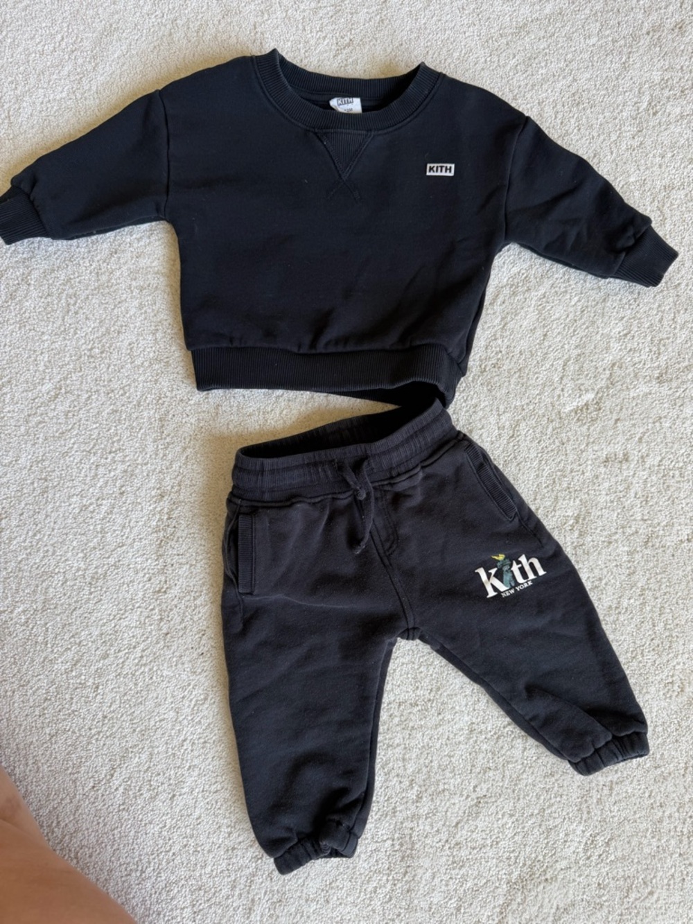 Kith Black Kids Sweatpants & Cropped Sweatshirt Set